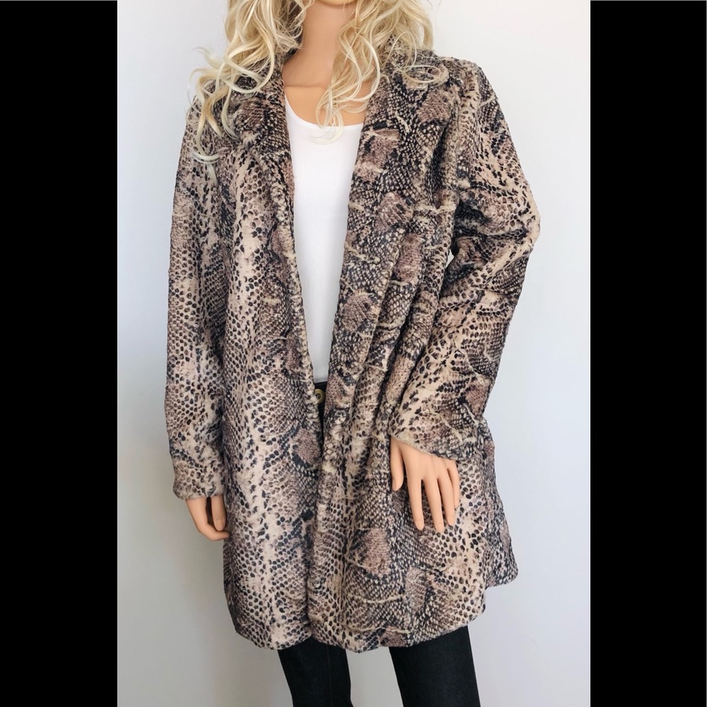 Coat/ Jacket